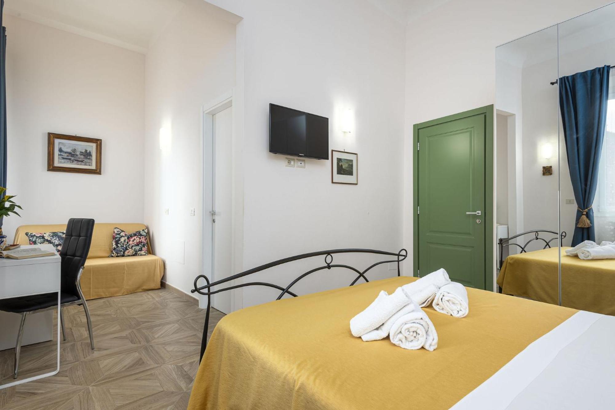 Cadorna Rooms In Флоренция Экстерьер фото